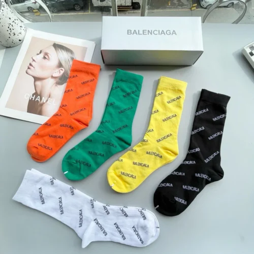 BALENCIAGA Socks packaging [five pairs in one box] - Image 4