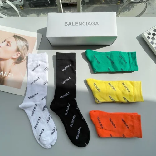 BALENCIAGA Socks packaging [five pairs in one box] - Image 3