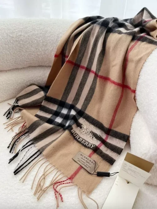 Burberry Classic Beige Checkered Cashmere Scarf with Embroidered Logo - Image 6