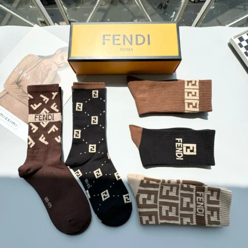 FENDI Socks packaging [five pairs in one box] - Image 3