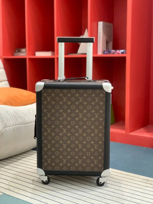 LOUIS VUITTON Rolling Trunk is made of Monogram canvas and leather - Image 6