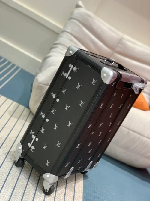 LOUIS VUITTON Rolling Trunk is made of Monogram canvas and leather Black - Image 9