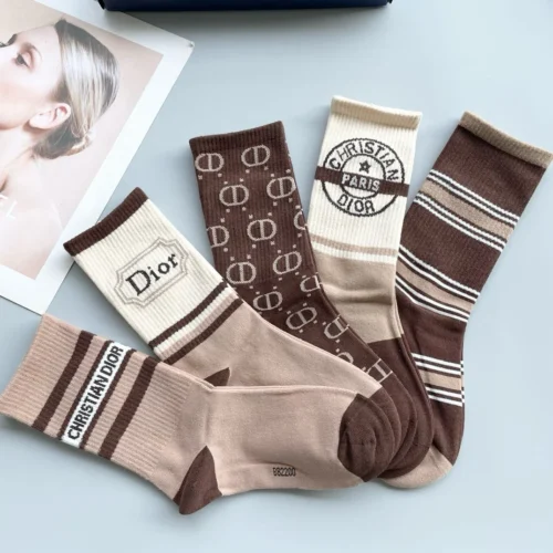 Dior Socks packaging [five pairs in one box] - Image 4